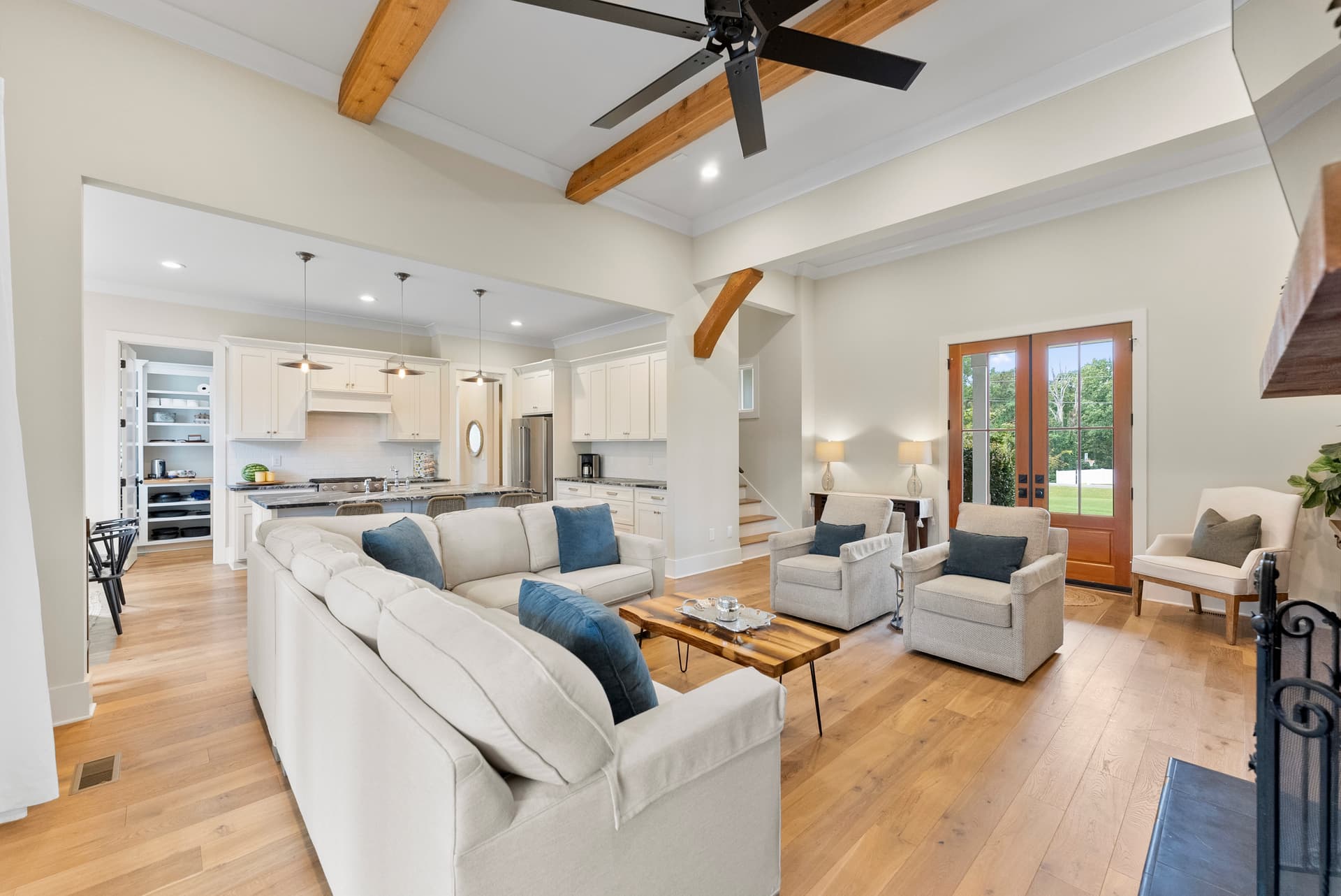 MLS Photos sample 2 by Charlotte Real Estate Media